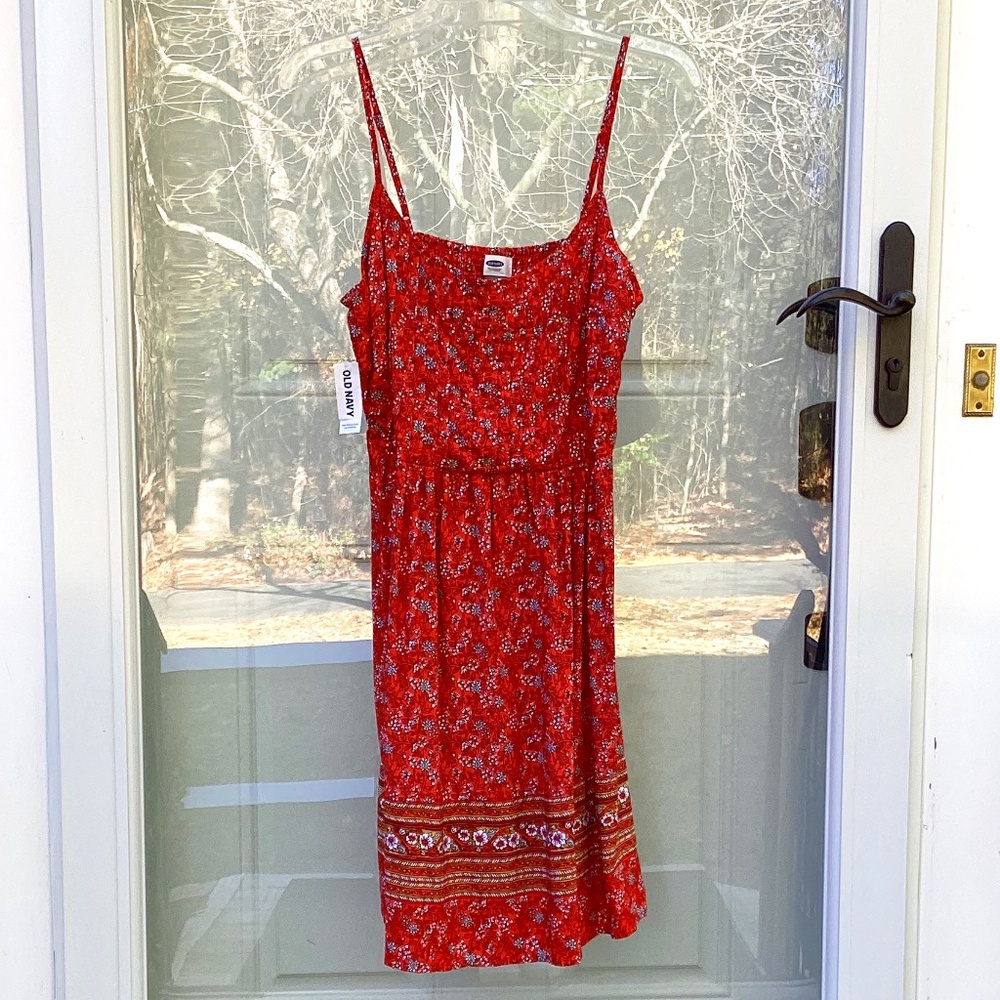 NWT! Old Navy red floral dress, size M, spaghetti straps